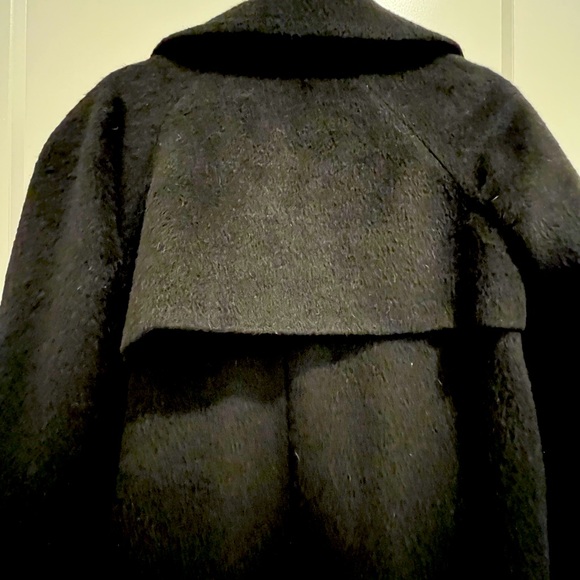 Trina Turk Beautiful Classy Coat - Picture 8 of 8